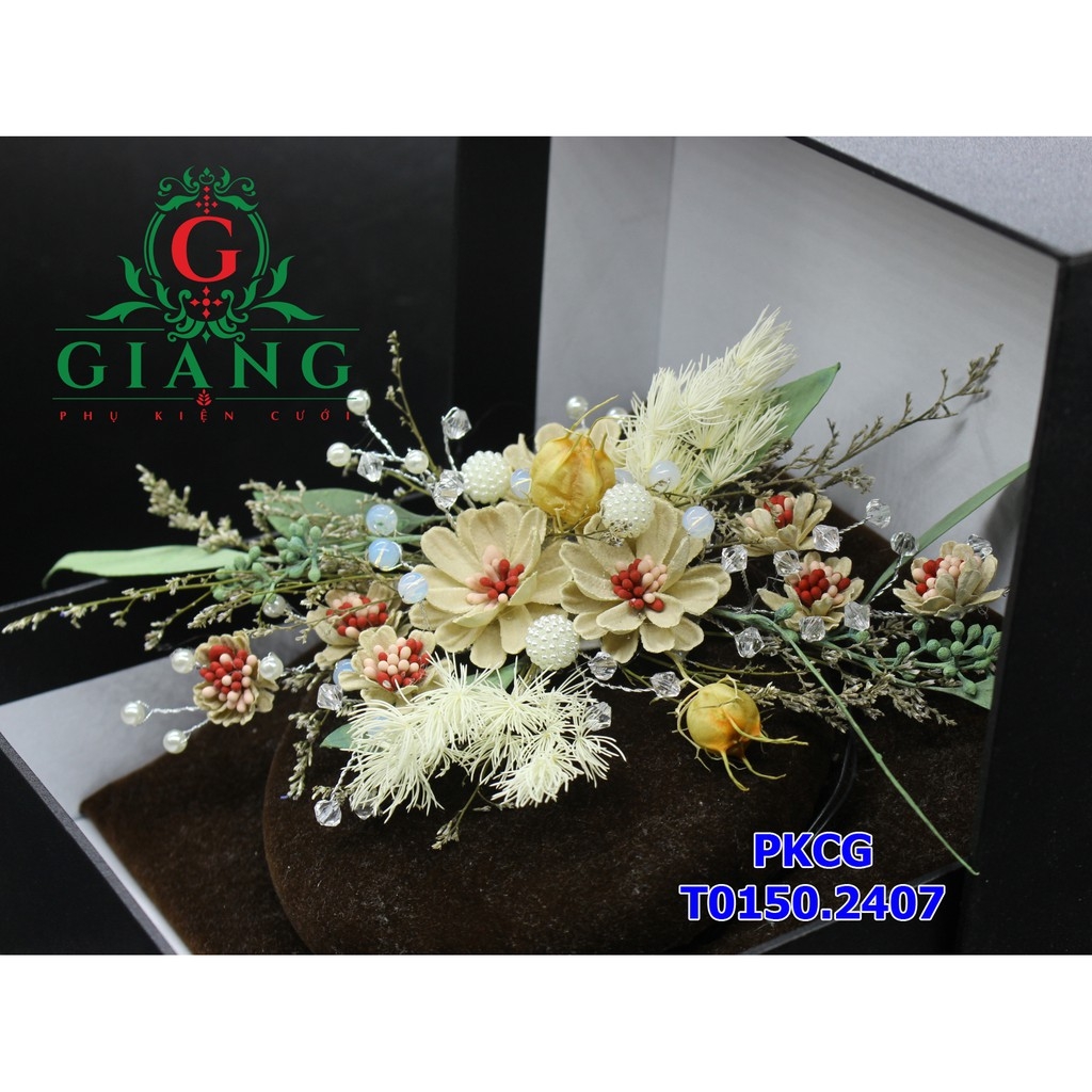 Ốp hoa cô dâu cài tóc đẹp t7-2018