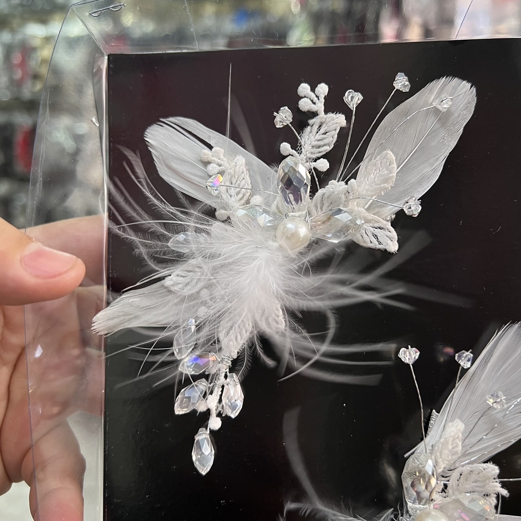 Bộ đôi cài tóc cô dâu lông vũ trắng hoa mới Giangpck 22102023  giangpkc-phu-kien-thoi-trang