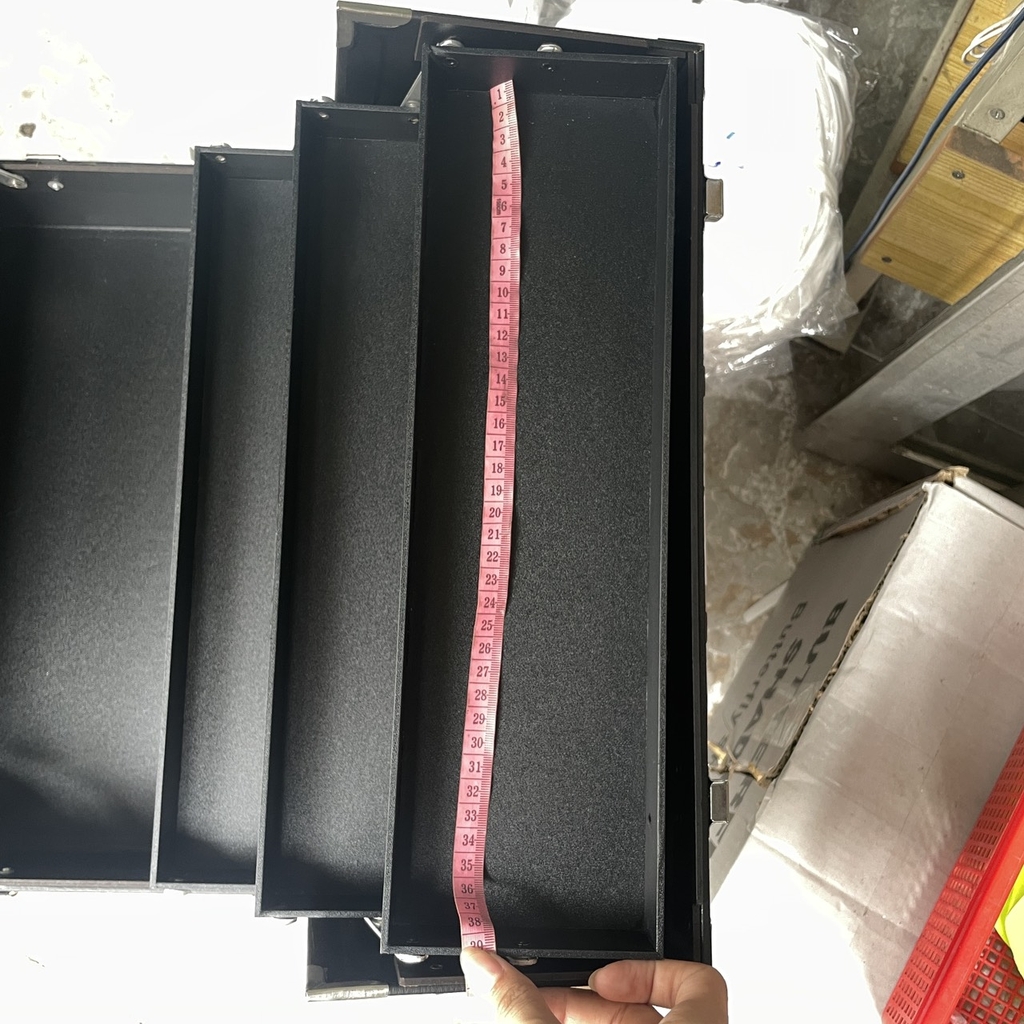 Cốp makeup chuyên nghiệp 6 ngăn màu đen viền hộc dài kt 40x25x37cm  giangpkc-phu-kien-thoi-trang