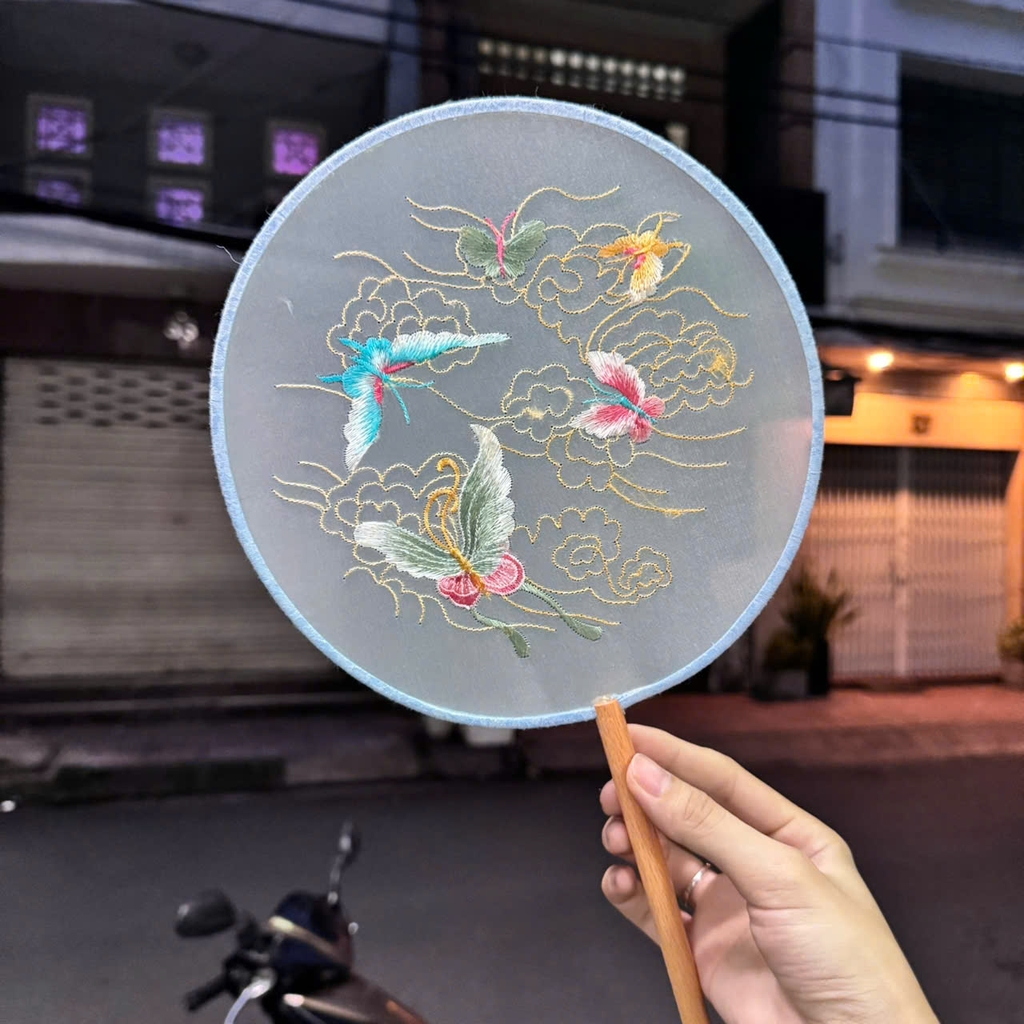 Quạt cổ trang trung quốc thêu cao cấp đính tua T10-2024  giangpkc-phu-kien-thoi-trang