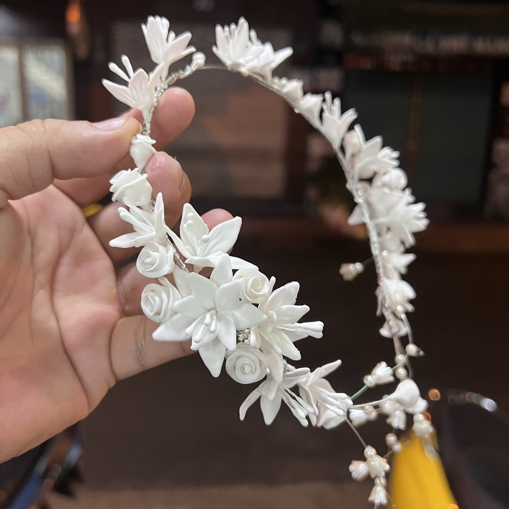 Băng đô cài tóc cô dâu tháng 9-2023 hoa đất sét Nhật dài hạt trai đẹp nhất  giangpkc-phu-kien-thoi-trang