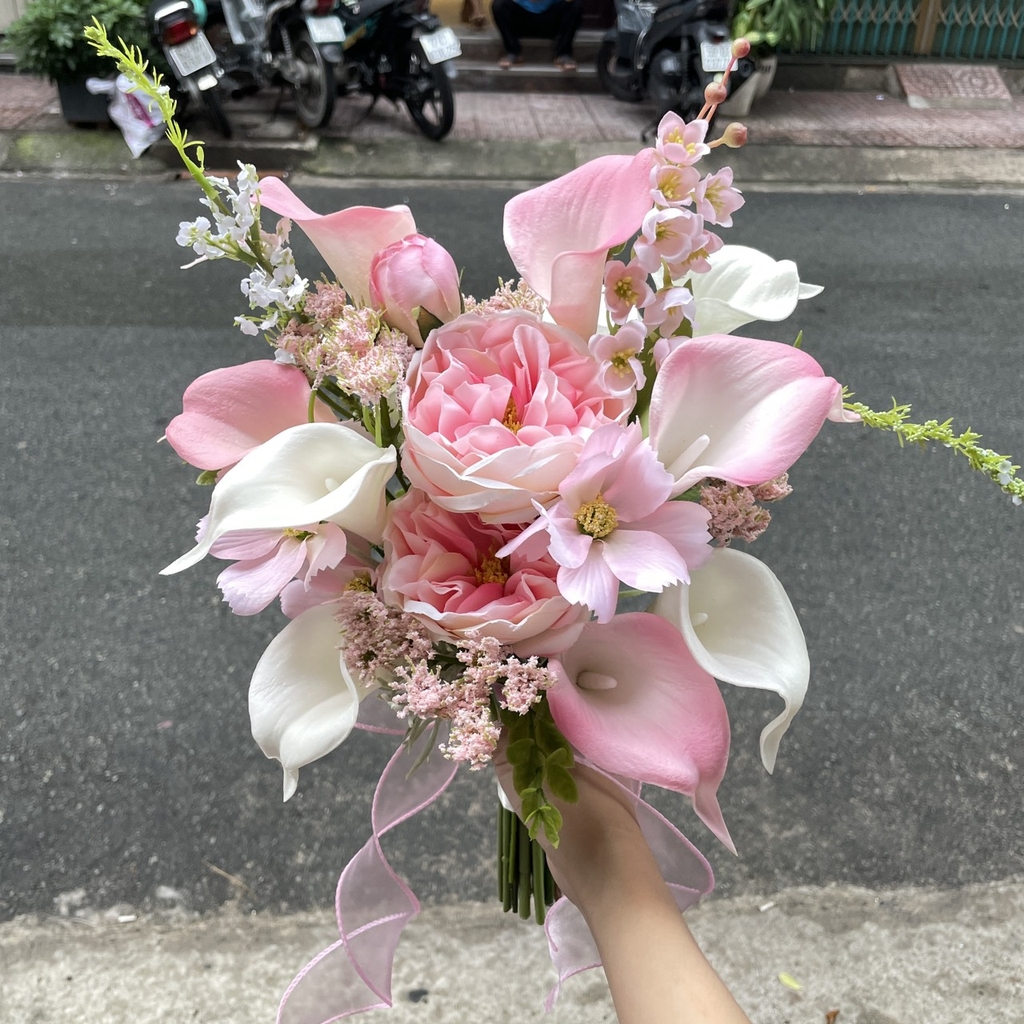 Hoa cầm tay cô dâu rum hồng mix cỏ mẫu mới tháng 11/2023  giangpkc-phu-kien-thoi-trang