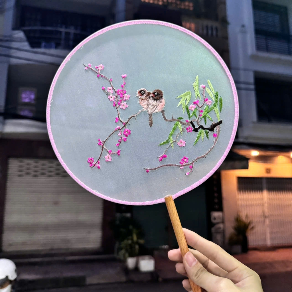 Quạt cổ trang trung quốc thêu cao cấp đính tua T10-2024  giangpkc-phu-kien-thoi-trang