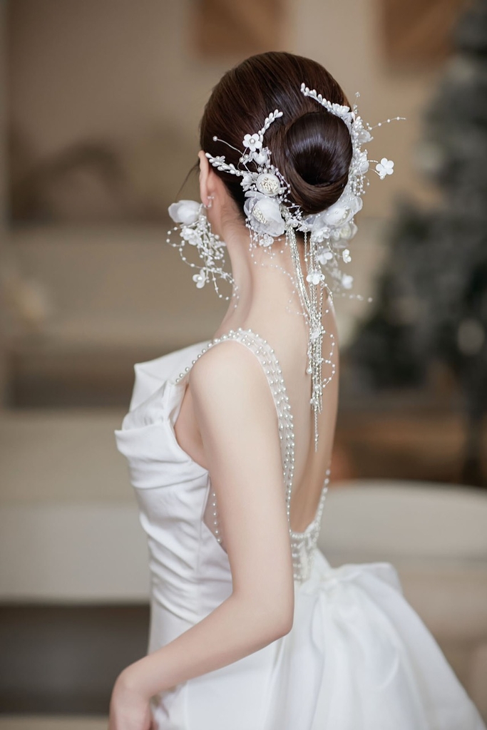 Bộ đôi cài tóc cô dâu hoa nụ trắng dây hạt đá tặng kèm bông tai Giangpkc11-2022  giangpkc-phu-kien-thoi-trang