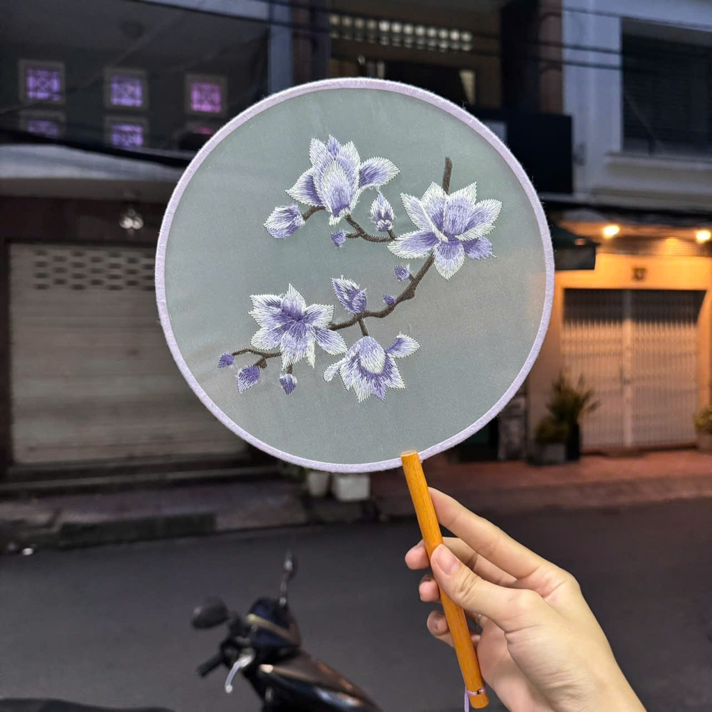 Quạt cổ trang trung quốc thêu cao cấp đính tua T10-2024  giangpkc-phu-kien-thoi-trang