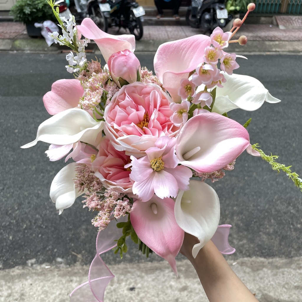 Hoa cầm tay cô dâu rum hồng mix cỏ mẫu mới tháng 11/2023  giangpkc-phu-kien-thoi-trang