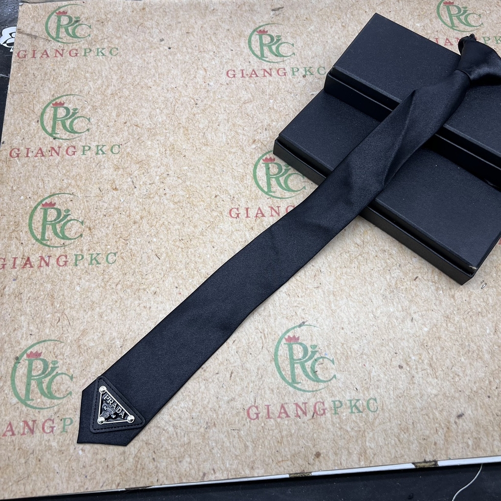 Cà vạt nam nữ 6x48cm họa tiết tam giác ngược  giangpkc-phu-kien-thoi-trang