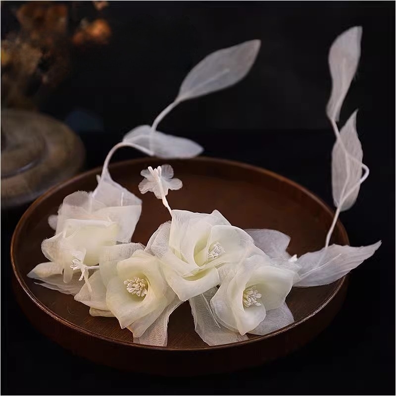 💐 Hoa Voan Cài Tóc Cô Dâu - Biểu Tượng Của Sự Tinh Tế và Duyên Dáng 💐 giangpkc-phu-kien-thoi-trang