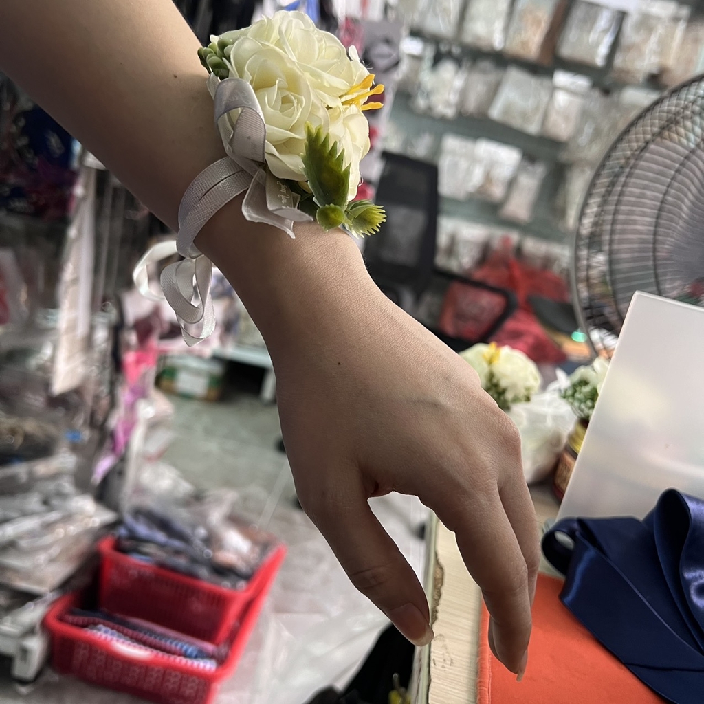 Vòng Hoa Đeo Cổ Tay Cô Dâu, Phù Dâu, Trang Trí Đám Cưới, Dự Tiệc Đi Dạ Hội  giangpkc-phu-kien-thoi-trang