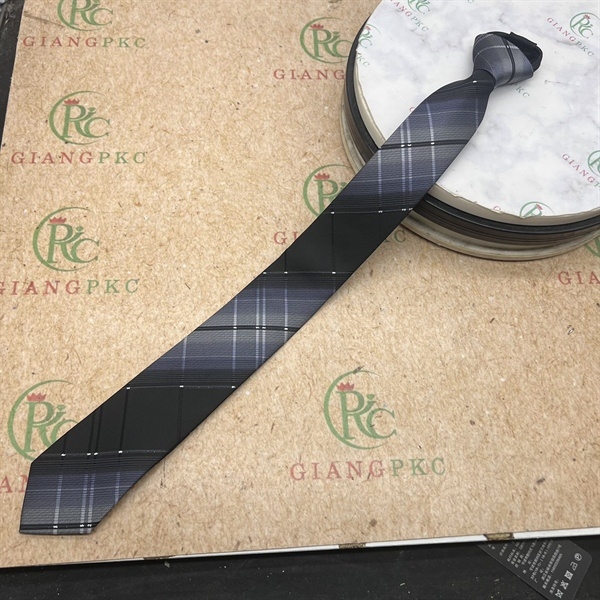 Cà vạt nam mẫu thắt sẵn dây kéo 6cm cao cấp màu đen xám mới nhất 2023 Giangpkc