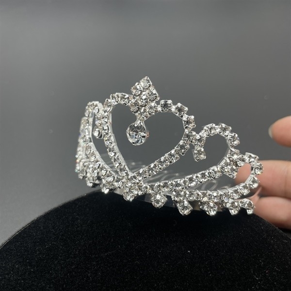 Vương miện cô dâu size nhỏ dễ thương đính đá trắng mẫu tròn nửa