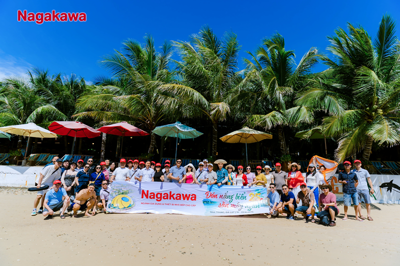 ĐÓN NẮNG BIỂN, SĂN MÂY NGÀN CÙNG NGÀNH GIA DỤNG VÀ THIẾT BỊ NHÀ BẾP CAO CẤP NAGAKAWA