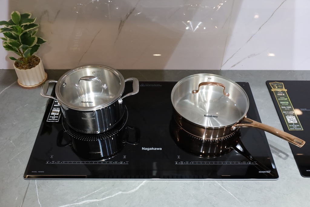 Bếp đôi điện từ Nagakawa NDI9252