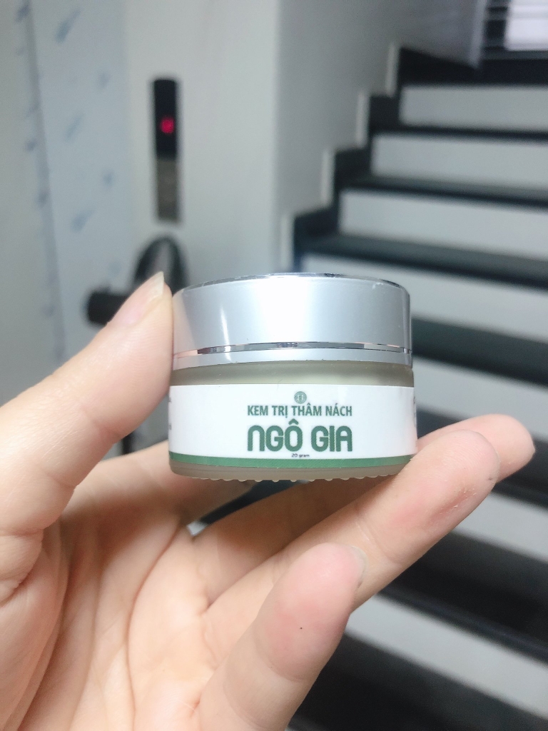 Kem Trị Thâm Nách Ngô Gia