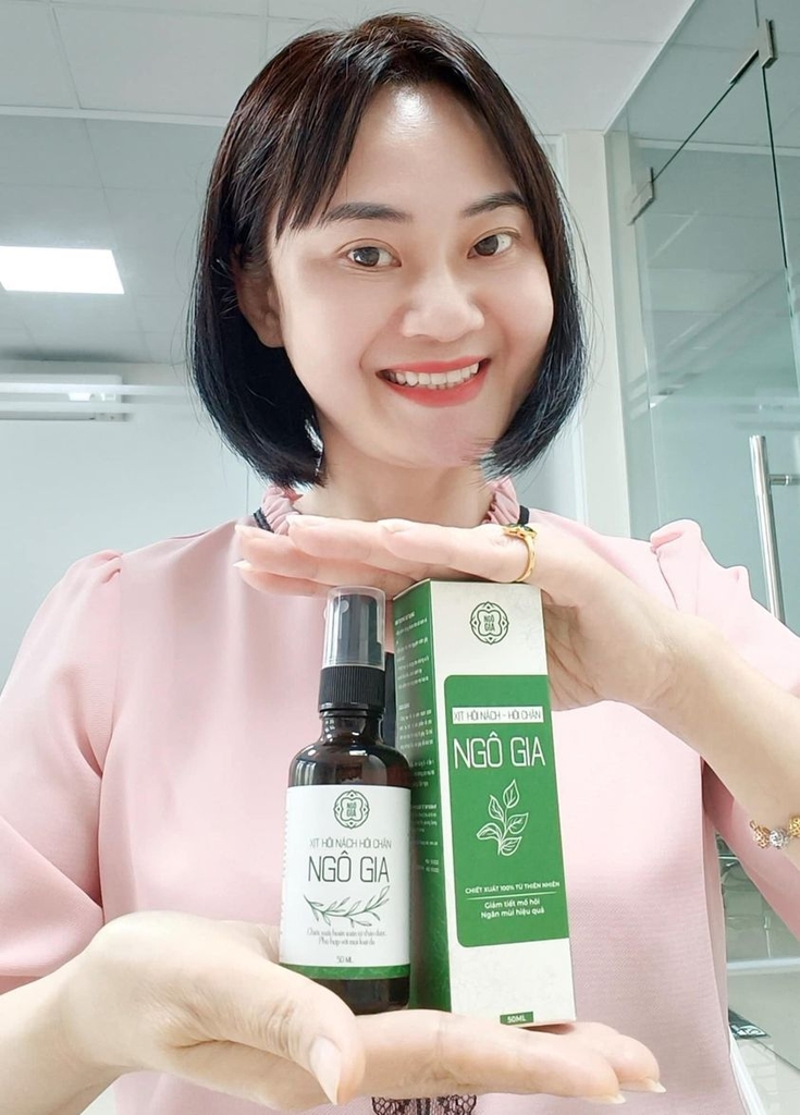 Xịt Hôi Nách, Hôi Chân Ngô Gia - giảm thâm, chống hôi