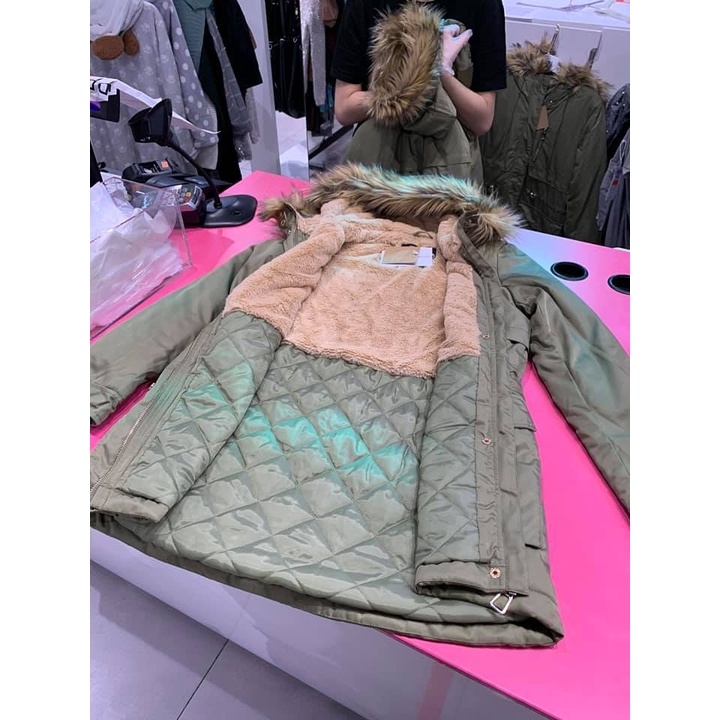 Áo khoác Parka lót lông, đai eo điều chỉnh, mũ lông liền, chống nước nhẹ Sinsay Auth New Tag có sẵn YX133-80X