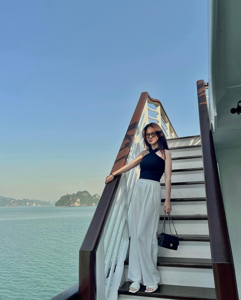 Áo cổ yếm vải gân dáng vừa Zara Auth New Tag có sẵn 0962/178 0962178 1443/178 1443178