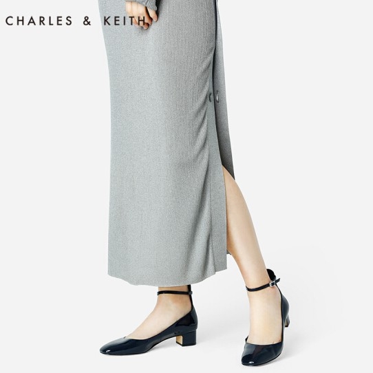 Giày nữ Charles & Keith màu xanh navy CK1-60920070