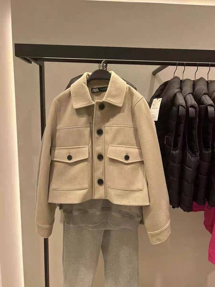 Áo khoác dáng ngắn vải dạ mềm Zara Auth New Tag có sẵn 8372/027 8372027