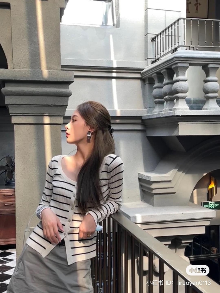 Áo cardigan len mỏng cổ tròn Zara Auth New Tag có sẵn 9598/121 9598121