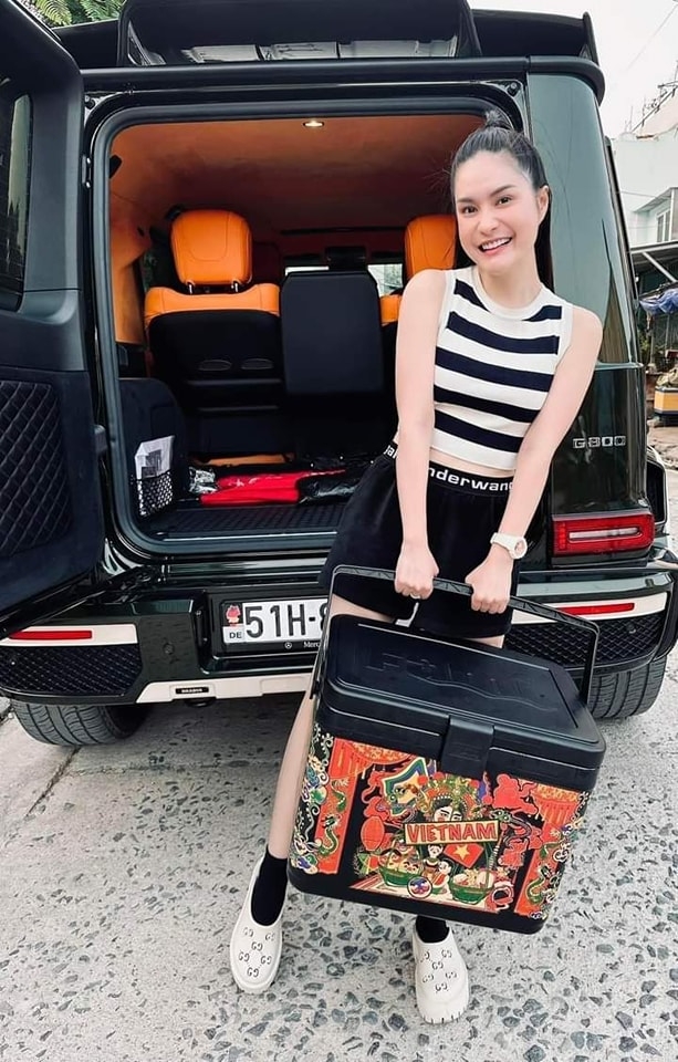 Áo Croptop dáng basic cổ tròn sát nách Zara Auth New Tag có sẵn 3519/030 3519030
