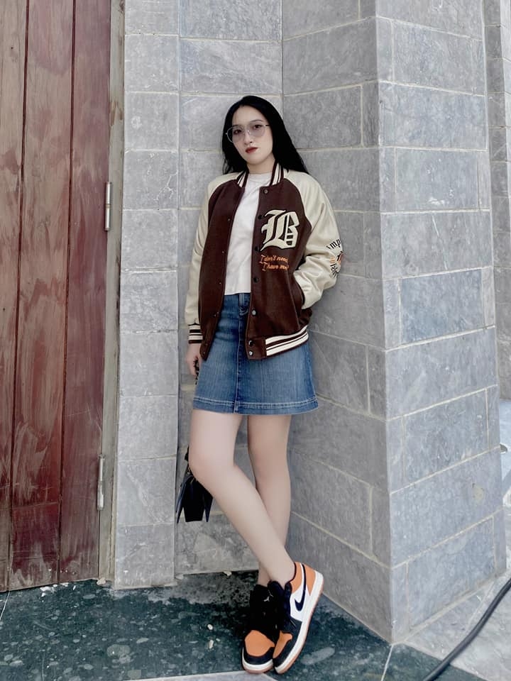 Áo khoác Bomber in chữ tay da Bershka Auth New Tag có sẵn 6496/512 6496512
