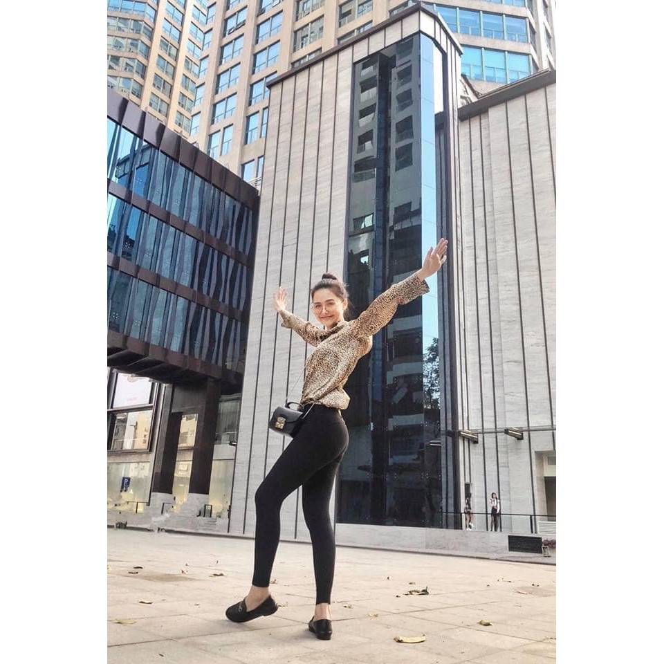 Áo sơ mi lụa họa tiết báo Zara Auth new tag có sẵn