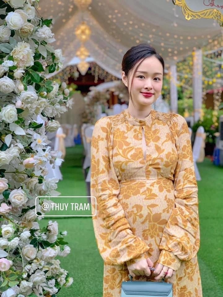 Váy cổ yếm hở lưng dáng dài Minh Hằng Zara Auth New Tag có sẵn 8429/432 8429432