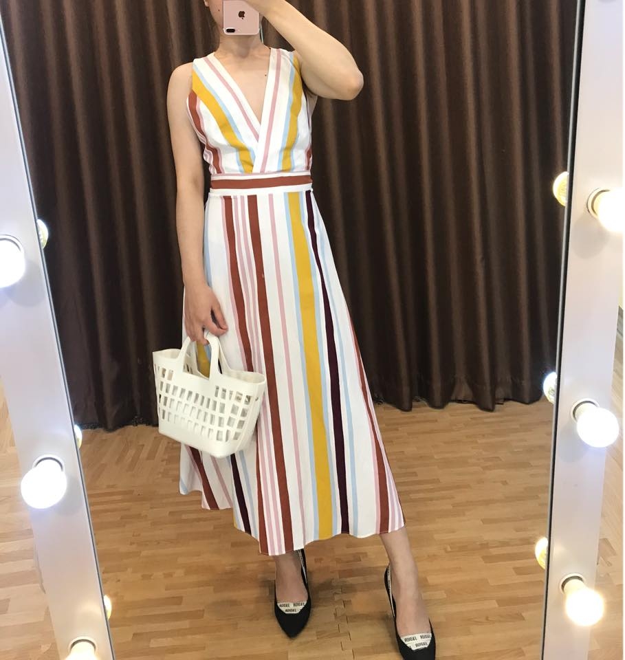 Váy sọc dáng dài cổ V dây chéo lưng Zara Auth New Tag có sẵn 7759/005 7759005