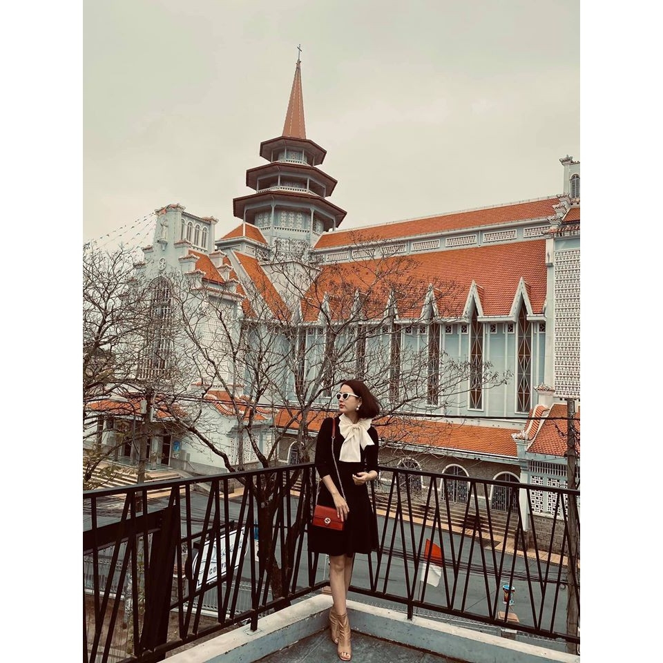 Váy len nơ trắng hot hit Zara Auth new tag có sẵn