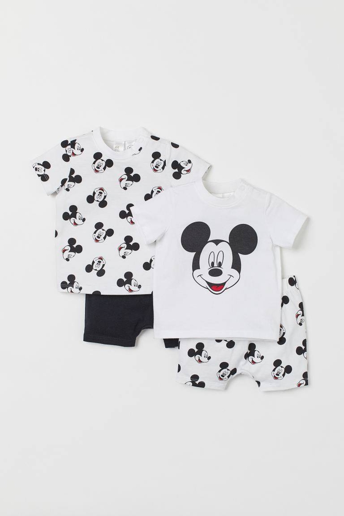 Set bộ 4 món (2 áo, 2 quần) Mickey Bé Trai H&M Auth New Tag có sẵn 0758041002