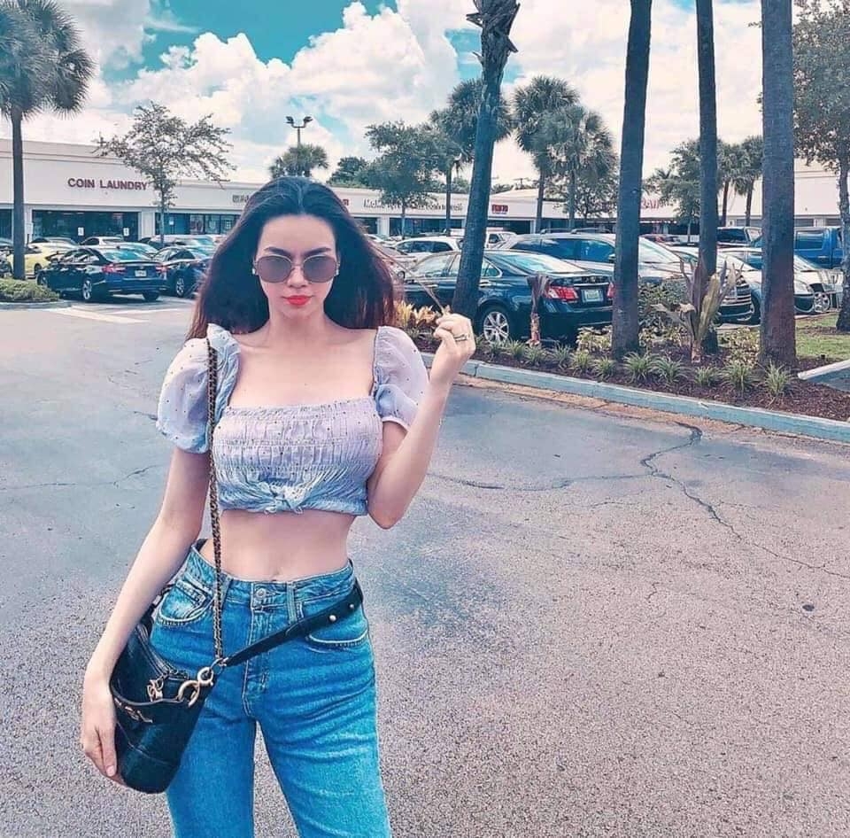 Áo croptop cổ vuông chun eo tay bồng form nhỏ Zara Auth New Tag có sẵn 3067/111 3067111