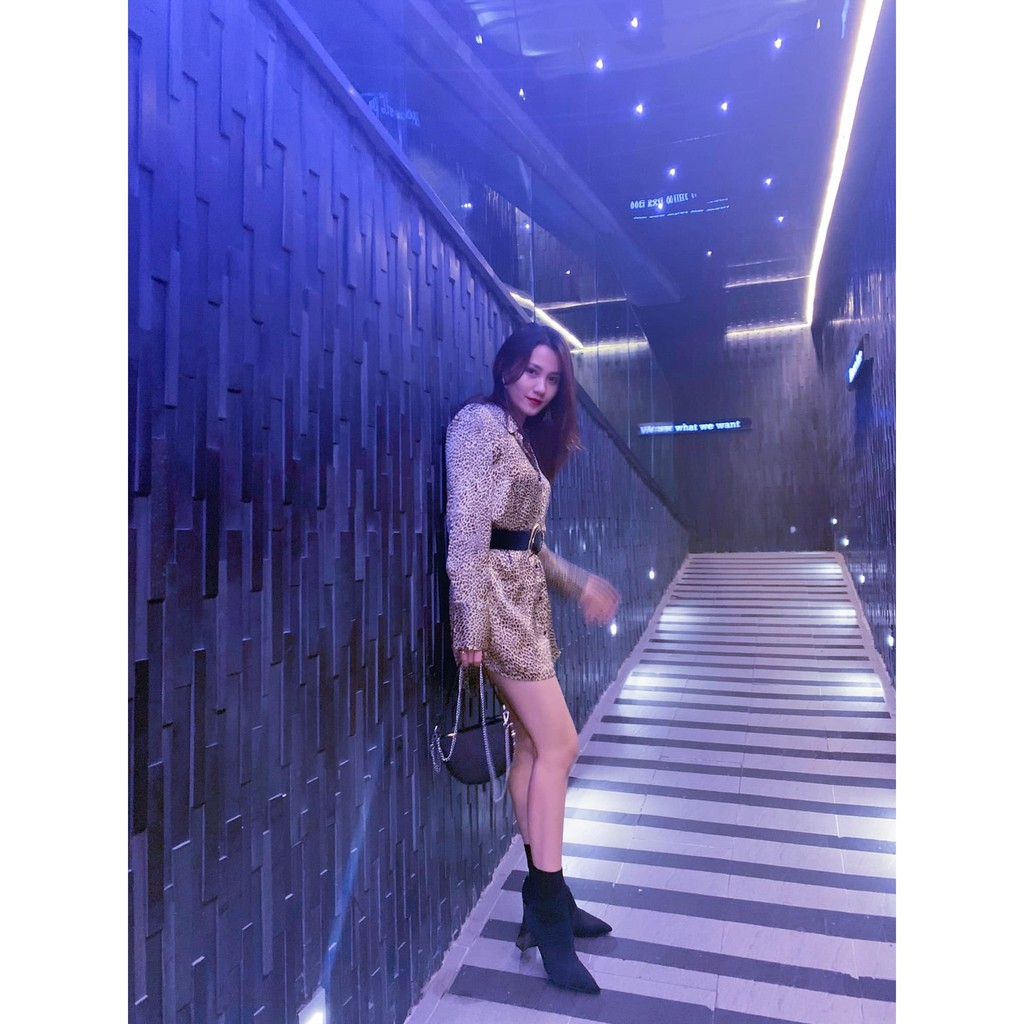Áo sơ mi lụa họa tiết báo Zara Auth new tag có sẵn