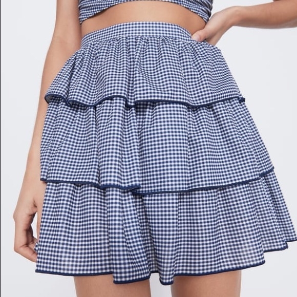 Chân váy tầng kẻ dáng ngắn Zara Auth New Tag có sẵn 0219/310 0219310 (có áo cùng bộ)