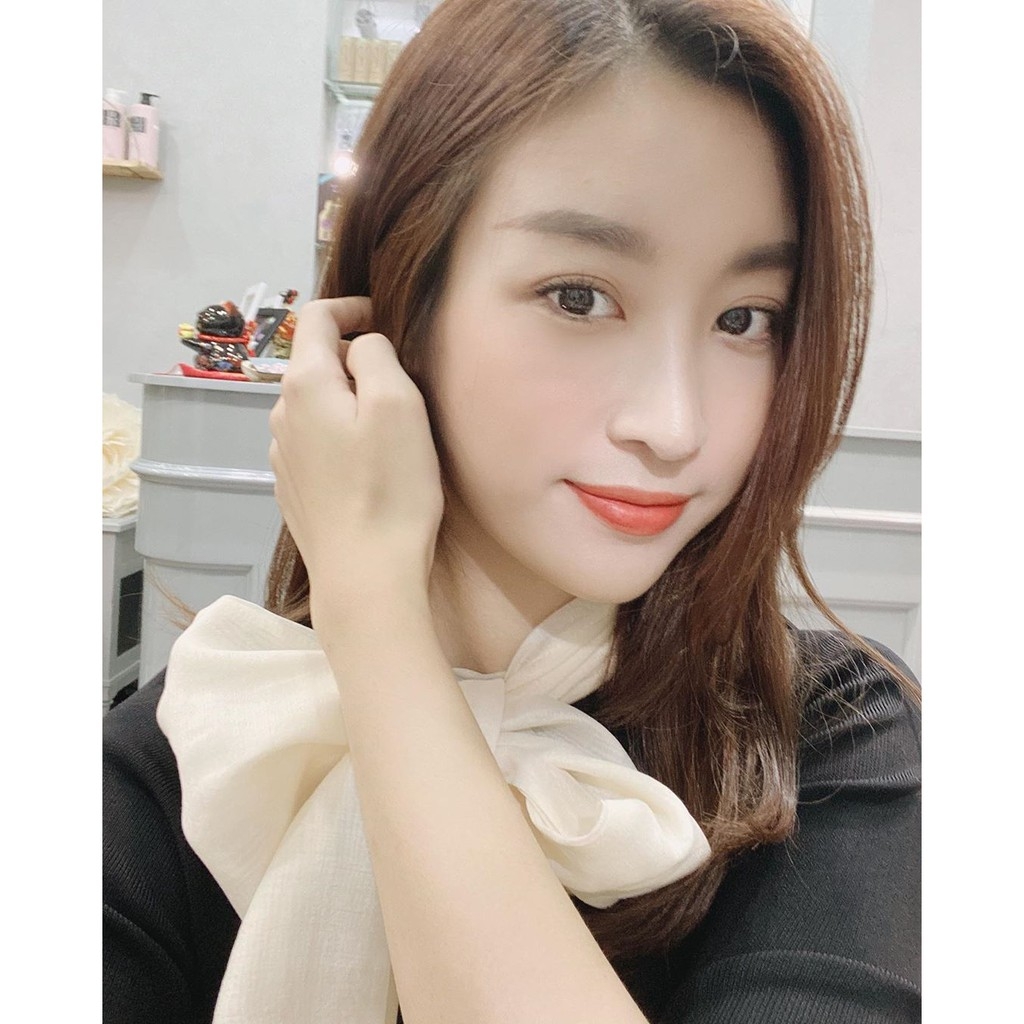 Váy len nơ trắng hot hit Zara Auth new tag có sẵn