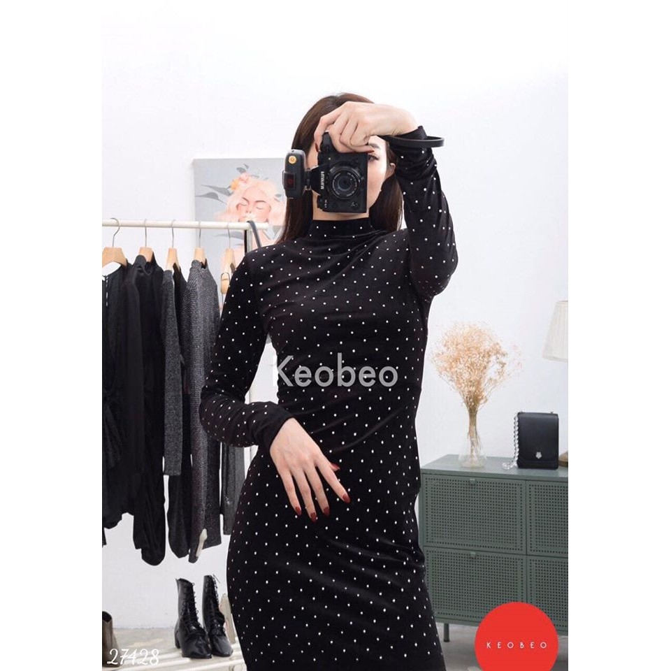 Váy nhung đen đính ngọc dáng ngắn H&M body Auth new tag có sẵn 0821663003