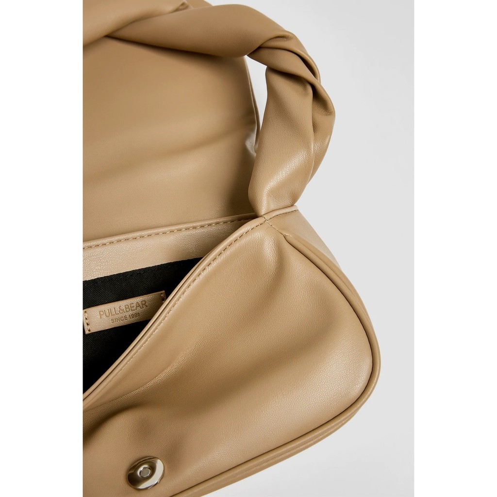 Túi quai kẹp nách thời trang Pull & Bear Auth New tag có sẵn 4151/640 4151640