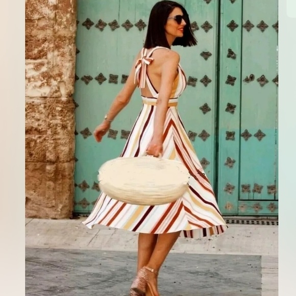 Váy sọc dáng dài cổ V dây chéo lưng Zara Auth New Tag có sẵn 7759/005 7759005