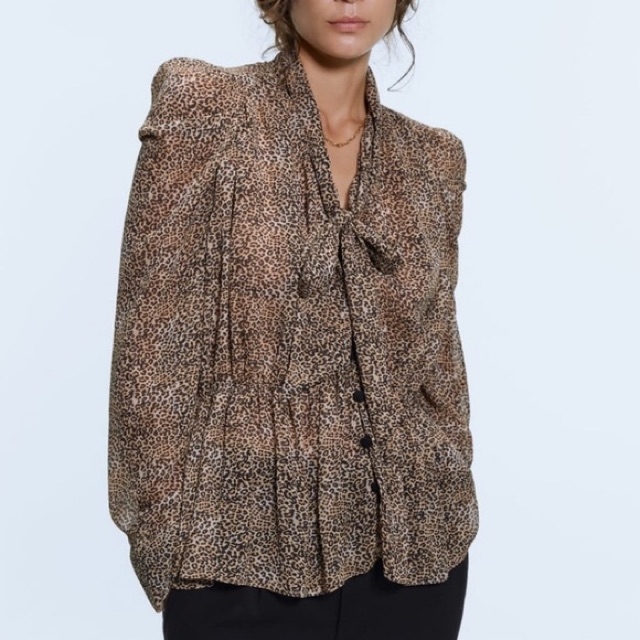 Áo blouse họa tiết báo nơ cổ Zara Auth New Tag có sẵn 8801/099 8801099