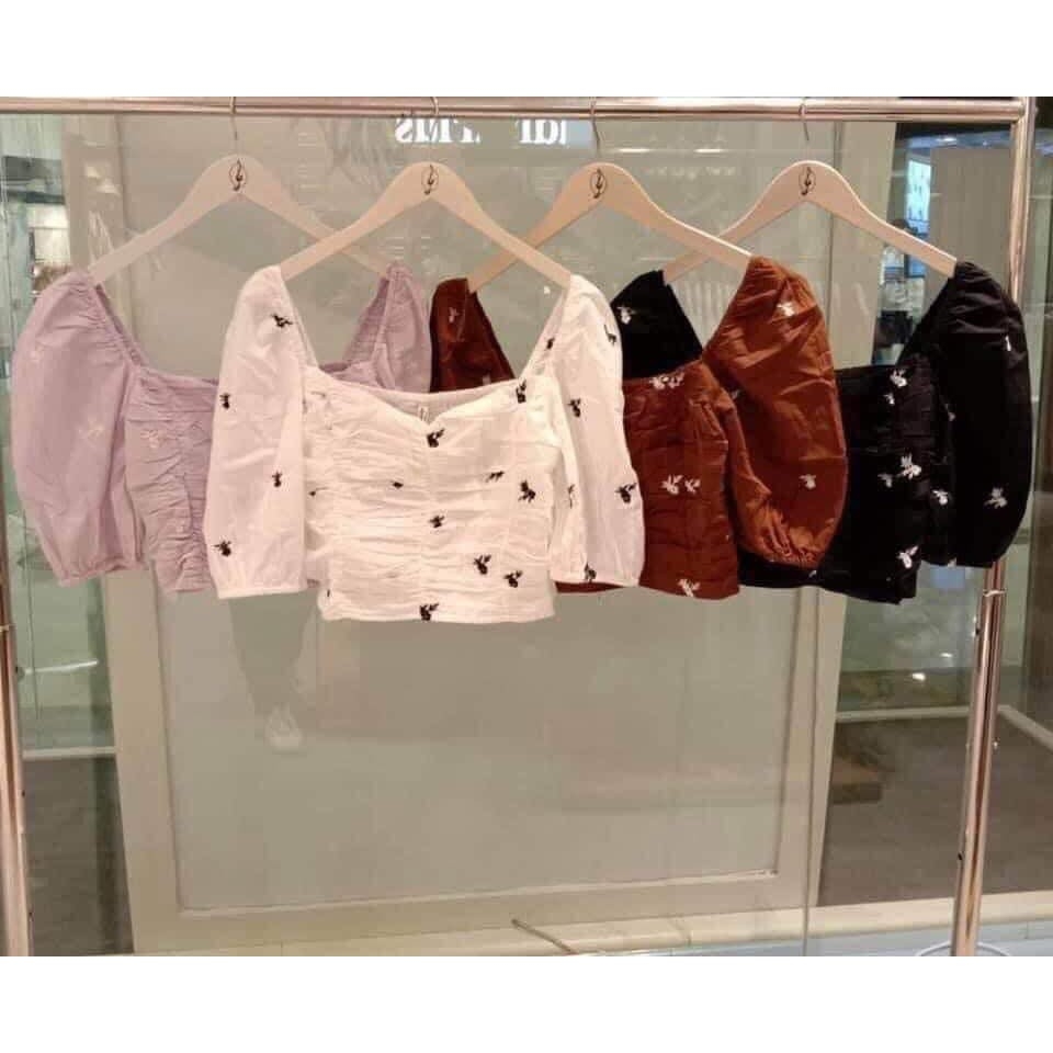 Áo kiểu dáng ngắn thêu hoa Stradivarius Auth New tag có sẵn 6043/533 6043533