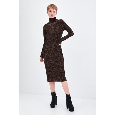 Váy len nhẹ dáng dài cổ cao Zara Auth new tag có sẵn 5643/324 5643324 bầu nhỏ mặc được