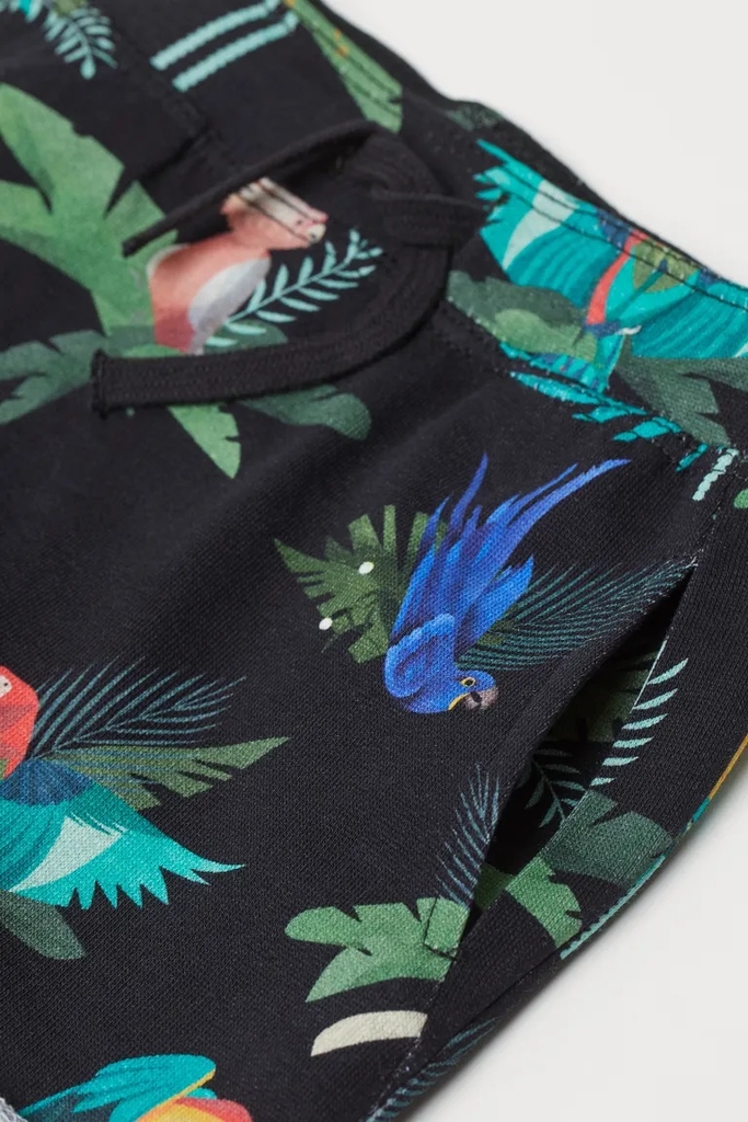 Set bộ bé trai gồm áo và quần short H&M Auth New Tag có sẵn 0952087002