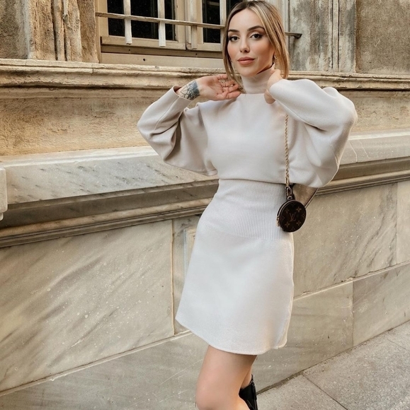 Váy len cánh dơi chun bo eo dáng ngắn Zara Auth New Tag có sẵn 6254/156 6254156