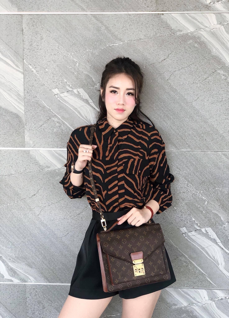 Áo sơ mi họa tiết cổ Đức Mango Auth New Tag có sẵn 67064765