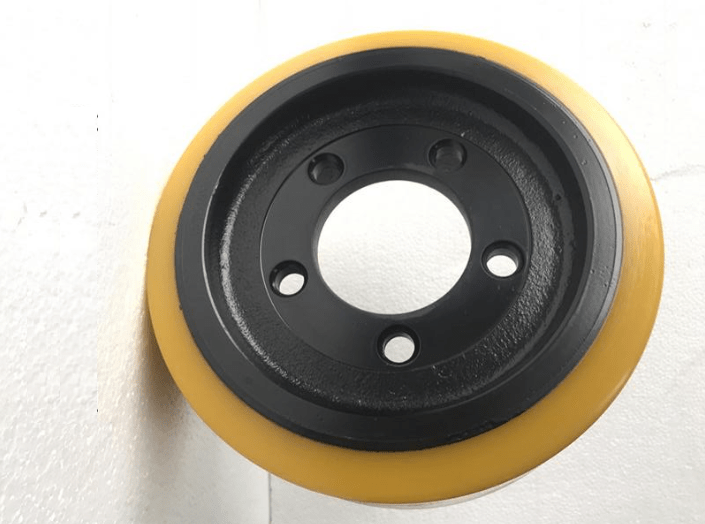 banh-lai-pu-250x100-80-5-xe-nang-dien-hang-cha