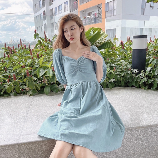 [HCM] Đầm dáng xòe, dài tay, cách điệu nhún ngực, eo, tay áo Lovadova 21D12C003 - Xanh nhạt