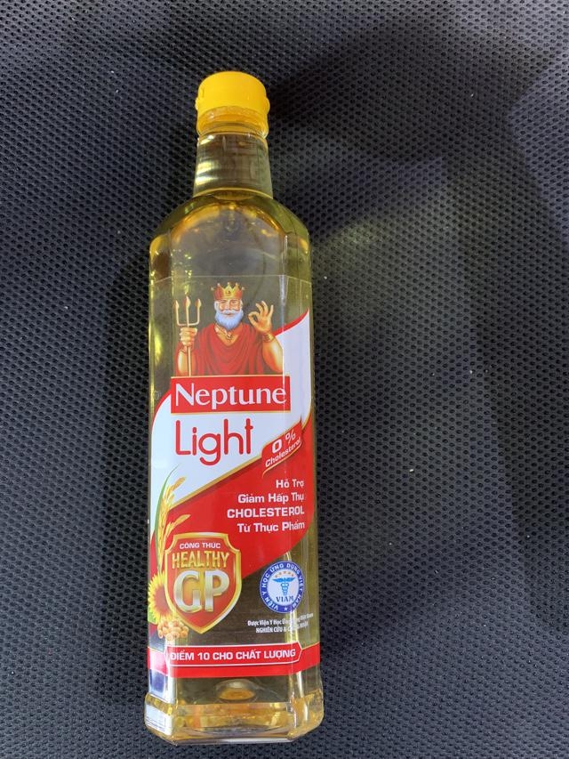 Dầu ăn thượng hạng Neptune Light 1L