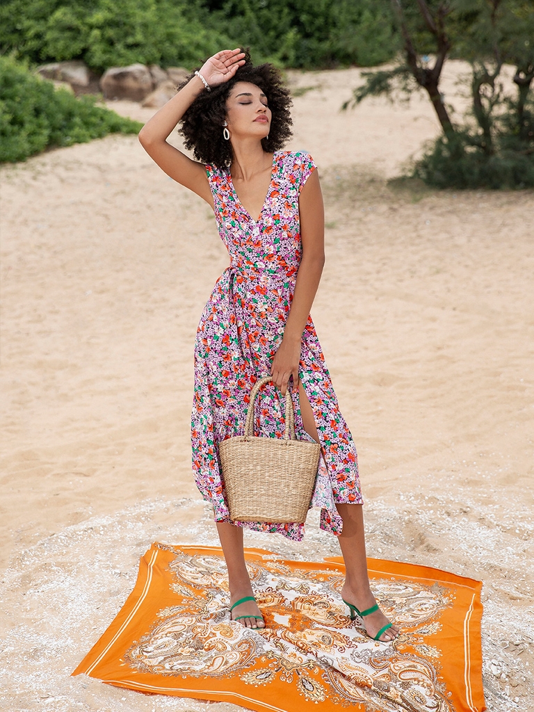 Đầm maxi hoa tím đắp chéo YV LE & CO