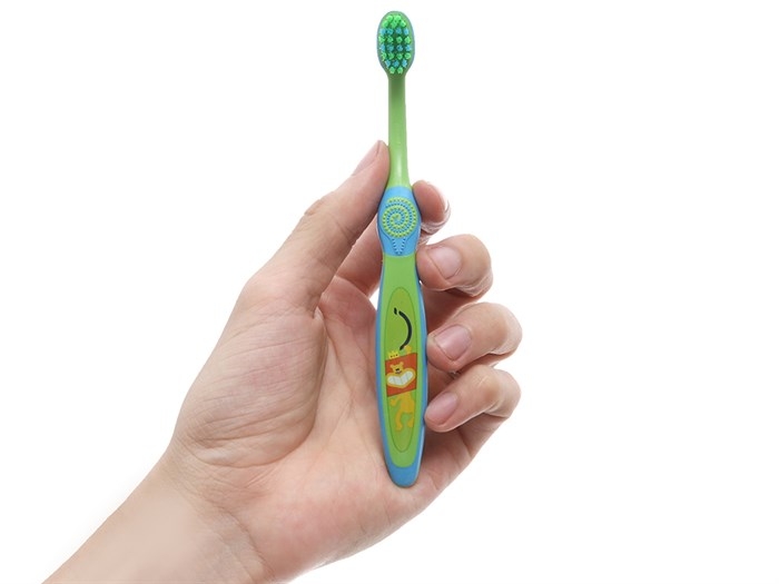 Bàn chải cho bé 2 - 6 tuổi P/S lông chải siêu mềm (giao màu ngẫu nhiên)