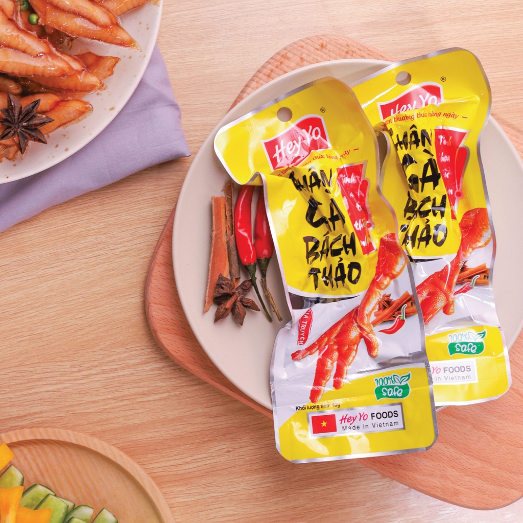 Chân gà Hey Yo nhất tâm vị bách thảo 40g